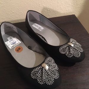 Ladies Flats